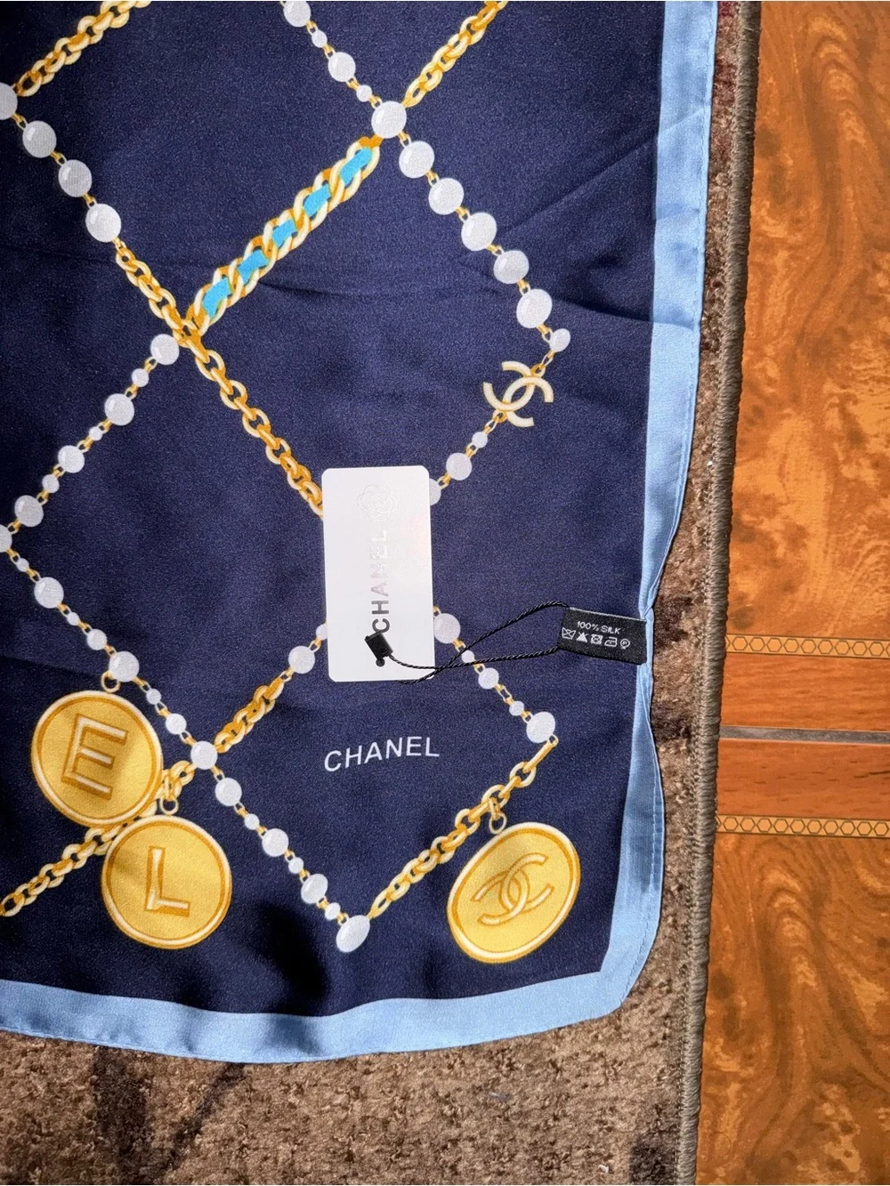 N/A “chains pearls”